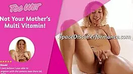 Amateur guy horny for Asian babe with braces