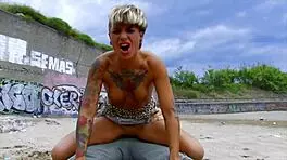 i fucked a hot young 18+ stranger on the beach bareback with dirty talk