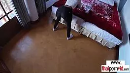 amateur thai teen pleasing big dick in hotel 😏