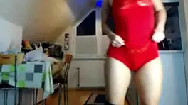 Watch this teen shake her big ass? It's so seductive and sexy!