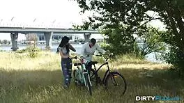 Sex Magic with Ariana Shaine Riding and Cumming!