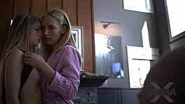 Lesbian threesome with blowjob and creampie