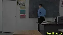 College teen hints at facial after intense sucking session