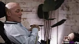 Whitney Wright Pleases Young Stud's Cock With Deepthroat, Rimjob, And Intense Fucking