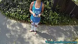 业余18+少女户外高清现实