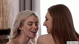 brunette teen rayveness facesits evelyn claire