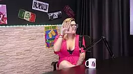 Teen 18+ in lingerie gets assfucked anal glamour