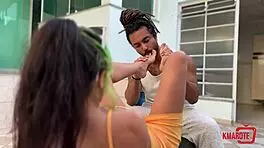 Deixando o boy louco com pezinhos e tesao!