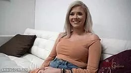 Hayden hooper shows off her luscious body