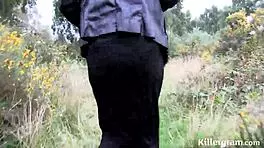 hey, wanna see milf cindy veron suck off older guys in public?