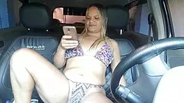 i parked the car on the highway to masturbate on video call with paty bumbum