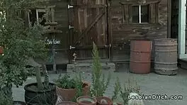 lesbian teen 18+ scissoring and fingering in motel hideout