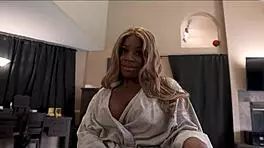 帮继弟媳妇用大奶报复狂干！