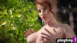 Huge Boobs Teen La Sirena Poses In Hot Lingerie Showing Curvy Body