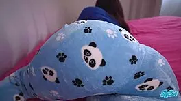 Parte 2 me quedo sola en casa de mi amigo y esto paso