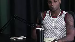 Casado Em Relacionamento Aberto Com Videos De Transsexual Que Deu Visibilidade E Swing Will Mastro Sheer Red