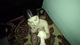 voy al cuarto de mi joven hermanastra latina de 18 años para pedirle que me de una buena mamada y despues follarla hasta correrme en su rica vagina rosadita - historia completa