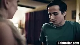 继母被继父和继子钻每个洞