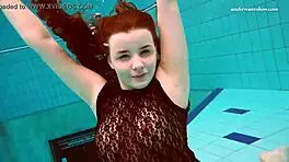 hot hairy vesta gets wet underwater in pool