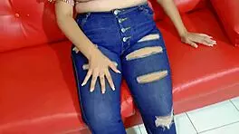 casting to chubby 18 year old latina this girl has big tits and a rich pussy ready to be fucked by many cocks in porn