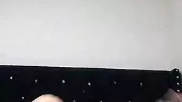 jejeje my boyfriend left me alone so i video call my lover