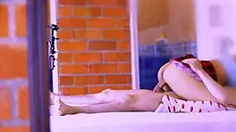 魅力闺蜜制造超激烈性爱时刻