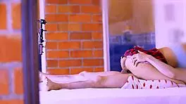 魅力闺蜜制造超激烈性爱时刻