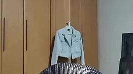 i’m so into this hot south african babe stripping naked, showing her sexy body to fans.