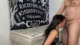 i gothic babe sucked my dick deliciously