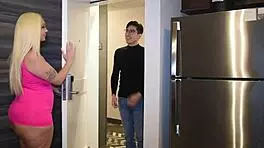 WATCH HUGE PAWG ALEXIS ANDREWS RIDE CHURCH BOY