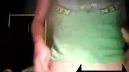 I show you how to give a lap dance with big tits and ass on webcams4free.com