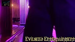 嘿，午夜保龄球后和Lucio Marave一起玩她的大屁股和大奶子。