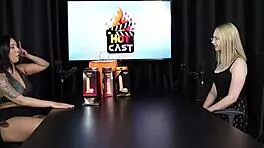 Desde Nova Era Acompanhante Fica Tímida Fazendo Filme - Vivian Lola Sheer Red