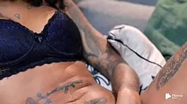 Damn, Ariella Ferraz Shows Off in a Unique Sexy Way!