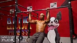 Body builder slams slim thick blonde