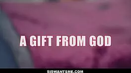 Siswantsme - Horny Step Brother Spies on Evelin Stone's Perfect Teen Body