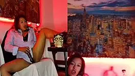 Intense Perreo Dancing with Karol G and Alicia Keys in Homemade Dildo Cunilingus and Pussy Licking Until Orgasm