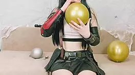 tifa lockhart talks dirty, blows balloons with strong hands