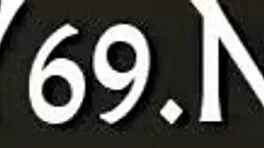 babe rubs muff, craving wild sex with dildo