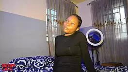 Cute Girl Shares Preferred Dick Sizes