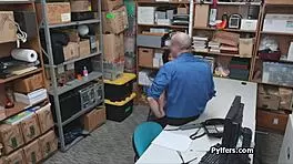 hey, check this italiana azkadellia sucking max felicitas after wild pounding