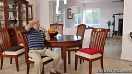 Amateur party features licking, bisexual anal, and torrid tamale chilling