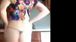 Live Jasmin Dances Seductively on Webcam at Home