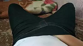 teen 18+ solo handjob with toys, getting wet and squirting