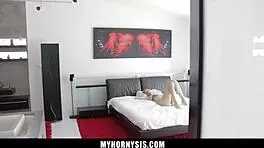 stepsister let her bigbro get a feel of her on the inside - myhornysis