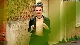 Trixy Kitty Alt 少女18+ 和 Melany Furie 被皮带绑住。屁股被双插操。