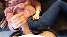 Mi tia me chupa gostoso enquanto tio tá fora de casa