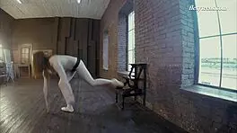 Rita Pervorazova Shows Off Insane Flexibility as Top Gymnast