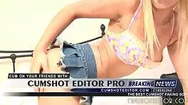 blonde teen strips for camera 😊