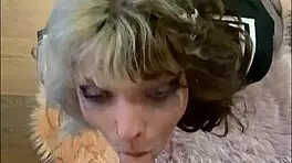 娇小18+哥特少女喘息喉咙操猛点！